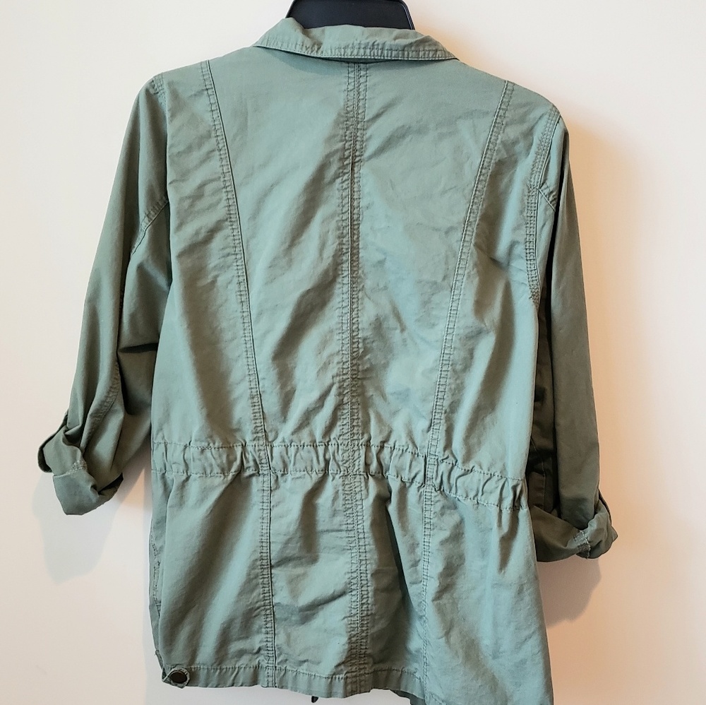 Jade and Ivory green jacket - Picture 2 of 3